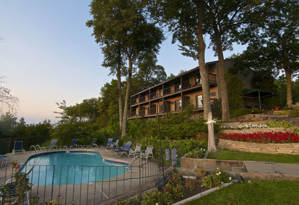 Egg Harbor Lodge Door County Resort with Swimming Pool